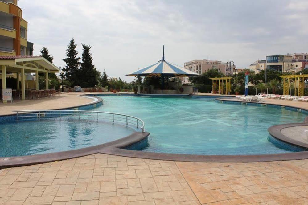 Siana Hotel Sveti Vlas Eksteriør bilde